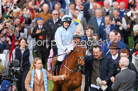 champion hurdle cheltenham 2022.